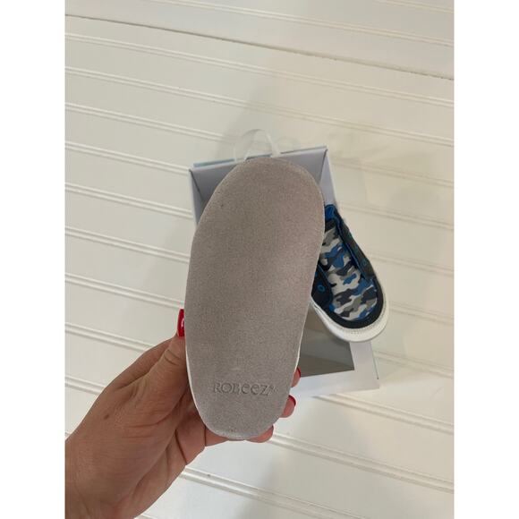 London Fog Full Zip Puffer Jacket & Robeez Shoes Boys Bundle Size 12-18 MO - Picture 9 of 9